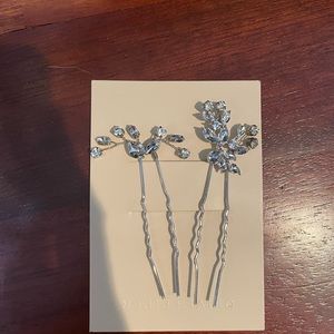 Olive and Piper wedding hair pins NEVER USED